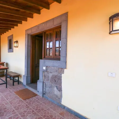 Countryside Views House