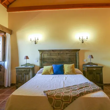 Countryside Views House